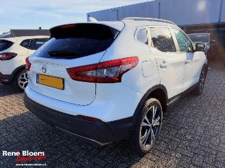 skadebil auto Nissan Qashqai 1.2 N-Connecta 2017/9