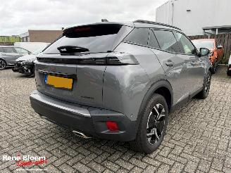 skadebil auto Peugeot 2008 1.2 Hybrid 136 Allure Automaat 2024/5