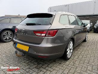 Schadeauto Seat Leon ST 1.6 TDI Ecomotive Sport 110pk 2014/1