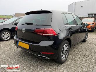 uszkodzony samochody osobowe Volkswagen Golf 1.0 TSI Comfortline 110pk 2018/1