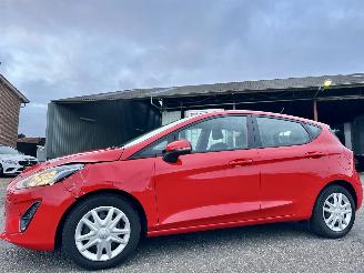 Schadeauto Ford Fiesta 1.0 EcoBoost Turbo 94pk 6-bak - bwjr 2021 - Connected - airco - 34dkm nap - cruise - line assist - licht + regensensor - dab - bleutooth app 2021/1