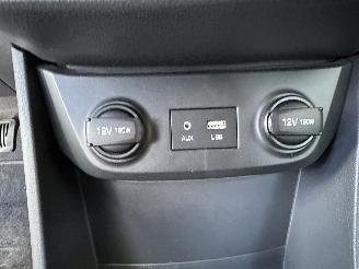 Hyundai Ioniq Comfort EV 120pk aut + f1 flippers - nap - 2x laadkabels - navi - camera - front + line assist - keyless entry + start picture 40