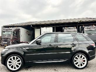 Schadeauto Land Rover Range Rover sport 3.0 TDV6 4WD 258pk aut + f1 HSE Dynamic - pano - navi - cam - stoelverw v+a - stuurverw - luchtvering 2015/1