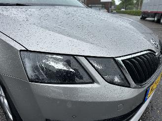 Skoda Octavia 1.0 TSI 115pk 6-bak Greentech Amb Bus sedan - navi - clima - cruise - pdc v+a - licht + regensensor picture 91