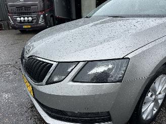 Skoda Octavia 1.0 TSI 115pk 6-bak Greentech Amb Bus sedan - navi - clima - cruise - pdc v+a - licht + regensensor picture 94