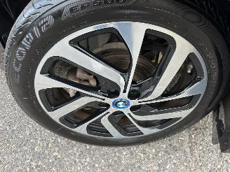 BMW i3 gereserveerd Comf Ad 94Ah 33kwh 170pk aut - pano - nap - harman/kardon - keyless -navi - cam - front + line assist - 19 inch - carbon picture 92