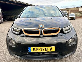 BMW i3 gereserveerd Comf Ad 94Ah 33kwh 170pk aut - pano - nap - harman/kardon - keyless -navi - cam - front + line assist - 19 inch - carbon picture 4