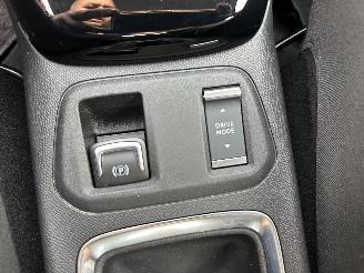 Opel Corsa 1.2T 102pk 8-traps aut + f1 Editon - 82dkm nap - apple carplay - line assist - airco - cruise - lmv picture 32