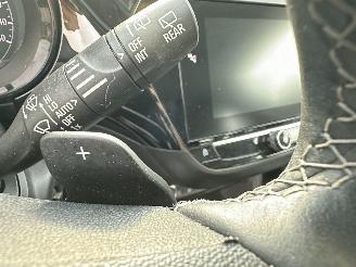 Opel Corsa 1.2T 102pk 8-traps aut + f1 Editon - 82dkm nap - apple carplay - line assist - airco - cruise - lmv picture 29