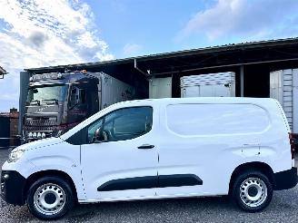 Schade bestelwagen Citroën Berlingo 1.5 BlueHDI 99pk Club XL extra lang - 82dkm nap - navi - airco - cruise - apple carplay - 1e eig - lichtsensor 2021/5