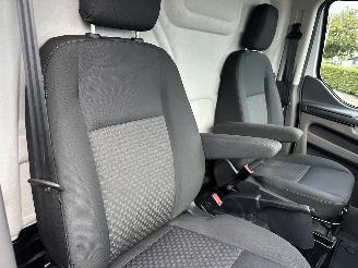 Ford Transit Custom 280 2.0 TDCI 131pk 6-traps aut L1/H1 Trend - line assist - nap - airco - cruise - trekh - pdc v+a picture 29