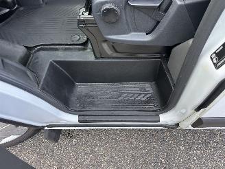 Ford Transit Custom 280 2.0 TDCI 131pk 6-traps aut L1/H1 Trend - line assist - nap - airco - cruise - trekh - pdc v+a picture 47