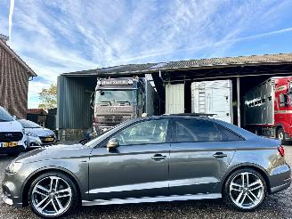 skadebil auto Audi A3 35 1.5 TFSI 150pk 7-traps aut S-Line Edition - pano - virtual - 2019/6