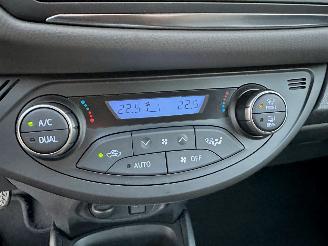 Toyota Yaris Gereserveerd 1.5 Hybrid 89pk automaat Aspiration 5drs - 52dkm nap - navi - camera - clima - cruise - facelift - rijdbaar picture 40