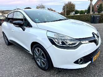 Renault Clio Estate 1.5 dCi 90pk Eco Night&Day - nap - navi - camera - nw distr.riem bij 286dkm - 4x nw michelin picture 4
