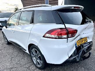 Renault Clio Estate 1.5 dCi 90pk Eco Night&Day - nap - navi - camera - nw distr.riem bij 286dkm - 4x nw michelin picture 7