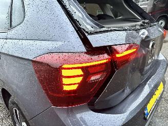 Volkswagen Polo Gereserveerd 1.0 TSI 95pk 7-traps aut + f1 Life Edition 5drs - nap - navi - camera - carplay - front + line assist picture 11