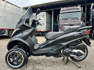 Piaggio MP3 500 Lt Sport ABS 39pk - akrapovic - matzwart - abs - asr - nieuwe banden - recent beurt gehad - rijdbaar picture 36