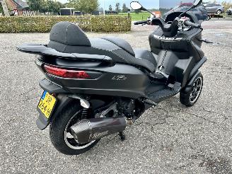Piaggio MP3 500 Lt Sport ABS 39pk - akrapovic - matzwart - abs - asr - nieuwe banden - recent beurt gehad - rijdbaar picture 5