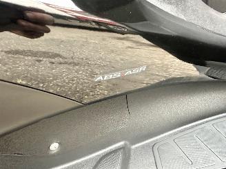 Piaggio MP3 500 Lt Sport ABS 39pk - akrapovic - matzwart - abs - asr - nieuwe banden - recent beurt gehad - rijdbaar picture 17