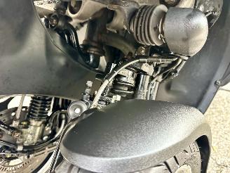 Piaggio MP3 500 Lt Sport ABS 39pk - akrapovic - matzwart - abs - asr - nieuwe banden - recent beurt gehad - rijdbaar picture 37