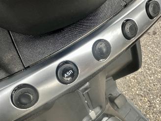 Piaggio MP3 500 Lt Sport ABS 39pk - akrapovic - matzwart - abs - asr - nieuwe banden - recent beurt gehad - rijdbaar picture 33