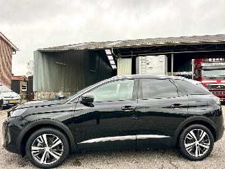 krockskadad bil auto Peugeot 3008 Gereserveerd 1.6 HYbrid Plug-in 225 Allure 8-traps aut - nap - 1e eig - camera v+a - navi - sfeerverl - keyless - elektr klep 2021/11