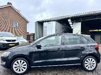 krockskadad bil auto Volkswagen Polo 1.2 TSI 105pk 6-bak Highline 5drs - pano - airco - cruise - pdc - lmv - 4x elektr ramen - alcantara 2011/8