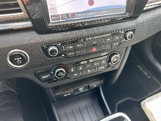 Kia e-Niro 64kWh 204pk aut + F1 Exe.Line - nap - stoelvent - stoelv v+a - stuurverw - front + line + side assist - leer picture 44