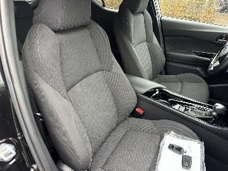 Toyota C-HR 1.8 Full Hybrid 148pk aut Energy - 42dkm nap - navi - camera - keyless entry + start - front + line assist picture 56