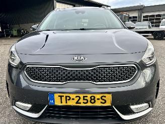 Kia Niro 1.6 Hybrid 119pk Aut Design Ed - nap - schuifdak - navi - cam - line assist - stuurverw - stoelverw picture 3