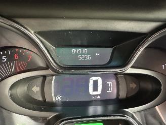 Renault Captur 1.2 TCe Turbo Xmod 120pk 6-traps aut - 84dkm nap - navi - cam - leer - stoelverw - keyless - pdc v+a picture 27