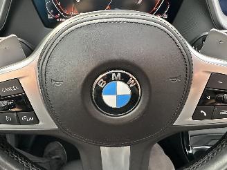 BMW 1-serie 118D 2.0 150pk 8-traps aut + f1 M-Sport - pano - front + line + side + park assist - sfeerverl - keyless - virtual picture 38