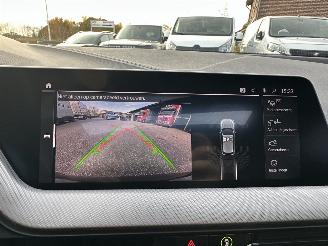 BMW 1-serie 118D 2.0 150pk 8-traps aut + f1 M-Sport - pano - front + line + side + park assist - sfeerverl - keyless - virtual picture 31