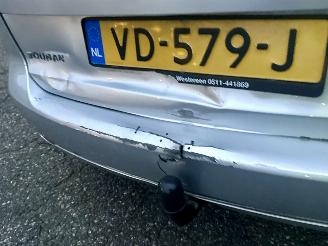 Volkswagen Touran VAN 1.6 TDI 105pk 7-Traps dsg aut Comf - nap - clima - cruise - trekh - lmv - privacy glass - luxe uitvoering picture 56