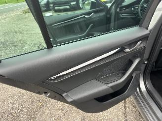 Skoda Octavia RS 2.0 TSI 265pk Aut + F1 Combi - pano - crystal light - front + line + side assist - virtual - 19 inch - keyless picture 74