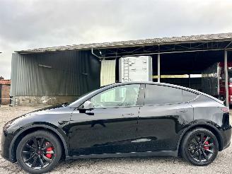 Coche accidentado Tesla Model Y Long Range RWD 75kWh 351pk aut - pano - leer - carbon - 360cam - stoelverw v+a - multimedia achter - full self driving 2024/5