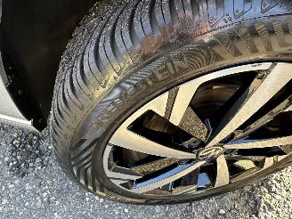 Volkswagen Polo 1.0 TSI 95pk Life 5drs - 76dkm nap - front + line assist - acc - pdc v+a - airco - cruise contr - lmv picture 15