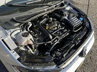 Volkswagen Polo 1.0 TSI 95pk Life 5drs - 76dkm nap - front + line assist - acc - pdc v+a - airco - cruise contr - lmv picture 14