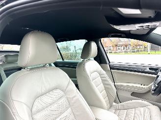 Volkswagen e-Golf 7.5 aut Highl - nap - virtual - keyless - leer - stoelverw - sfeerverl - cam - front + line + side assist picture 52