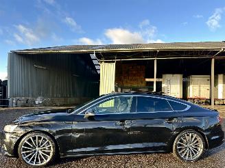 krockskadad bil auto Audi A5 Gereserveerd sportback 2.0 TDI 190pk 7-traps aut Design - pano - nap - front + line + park + side assist - elektr klep 2017/10