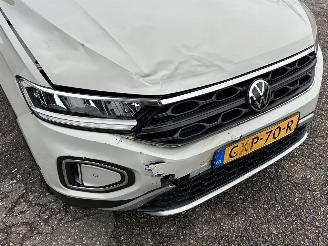 Volkswagen T-Roc Gereserveerd 1.5 TSI 150pk 7-Traps aut Life - 7dkm nap - navi - cam - virtual - front + line + park assist - keyless picture 12