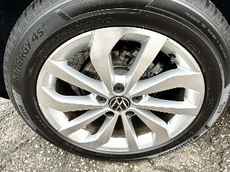 Volkswagen T-Roc Gereserveerd 1.5 TSI 150pk 7-Traps aut Life - 7dkm nap - navi - cam - virtual - front + line + park assist - keyless picture 63