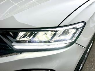 Volkswagen T-Roc Gereserveerd 1.5 TSI 150pk 7-Traps aut Life - 7dkm nap - navi - cam - virtual - front + line + park assist - keyless picture 55