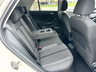 Volkswagen T-Roc Gereserveerd 1.5 TSI 150pk 7-Traps aut Life - 7dkm nap - navi - cam - virtual - front + line + park assist - keyless picture 24