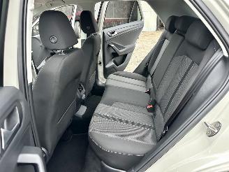 Volkswagen T-Roc Gereserveerd 1.5 TSI 150pk 7-Traps aut Life - 7dkm nap - navi - cam - virtual - front + line + park assist - keyless picture 50