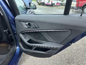 BMW 1-serie Gereserveerd 118i 136pk 7-Traps aut High Exe - nap - virtual - nav - cam - front + line + park assist - leer + stoelverw - sfeerverl picture 63