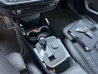 BMW 1-serie Gereserveerd 118i 136pk 7-Traps aut High Exe - nap - virtual - nav - cam - front + line + park assist - leer + stoelverw - sfeerverl picture 42