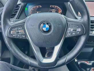 BMW 1-serie Gereserveerd 118i 136pk 7-Traps aut High Exe - nap - virtual - nav - cam - front + line + park assist - leer + stoelverw - sfeerverl picture 35