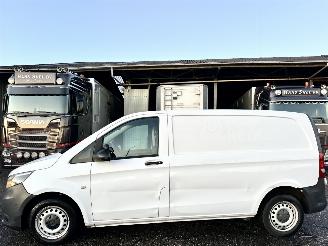 skadebil bedrijf Mercedes Vito 114 CDI 136pk 7-traps aut + f1 euro.6 - nap - 1e eig - airco - cruise - pdc v+a - trekh - klapdeuren + wissers 2019/5
